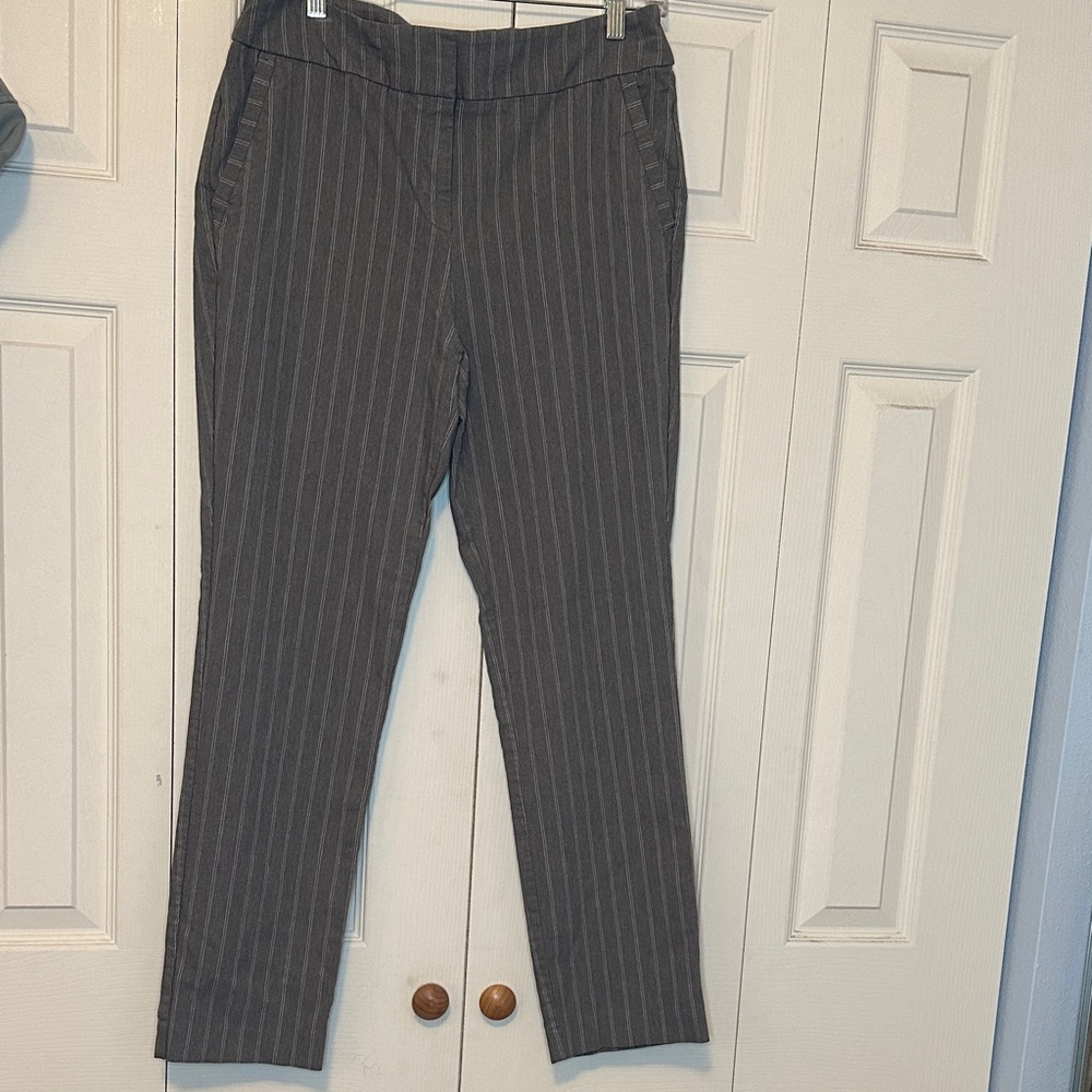 Worthington Gray Pinstripe Pants